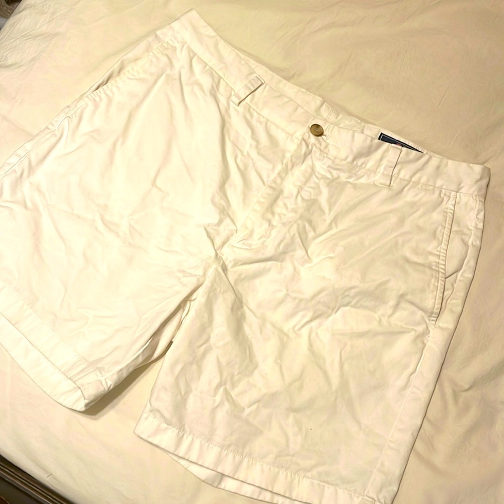 VINEYARD VINES Shorts. Size 36 - Picture 2 of 7